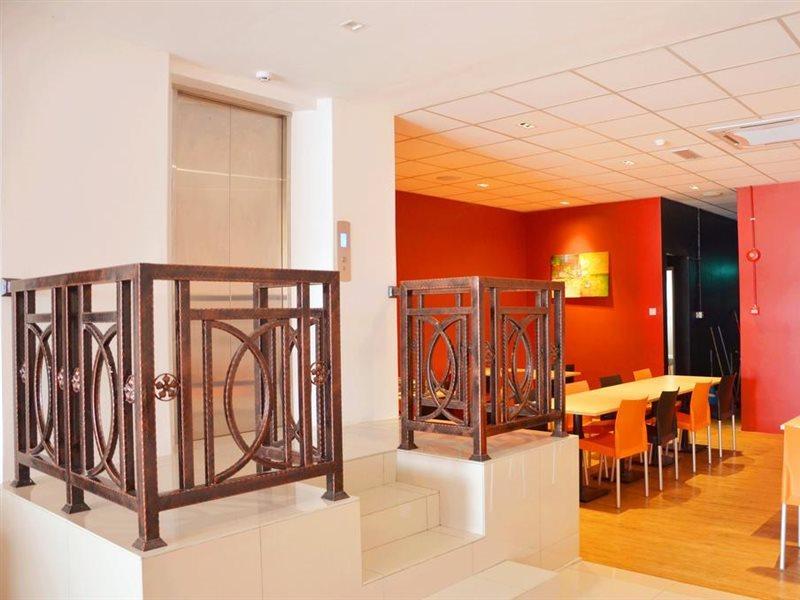 Hotel Jeti Tg Gemok Padang Endau Exteriör bild